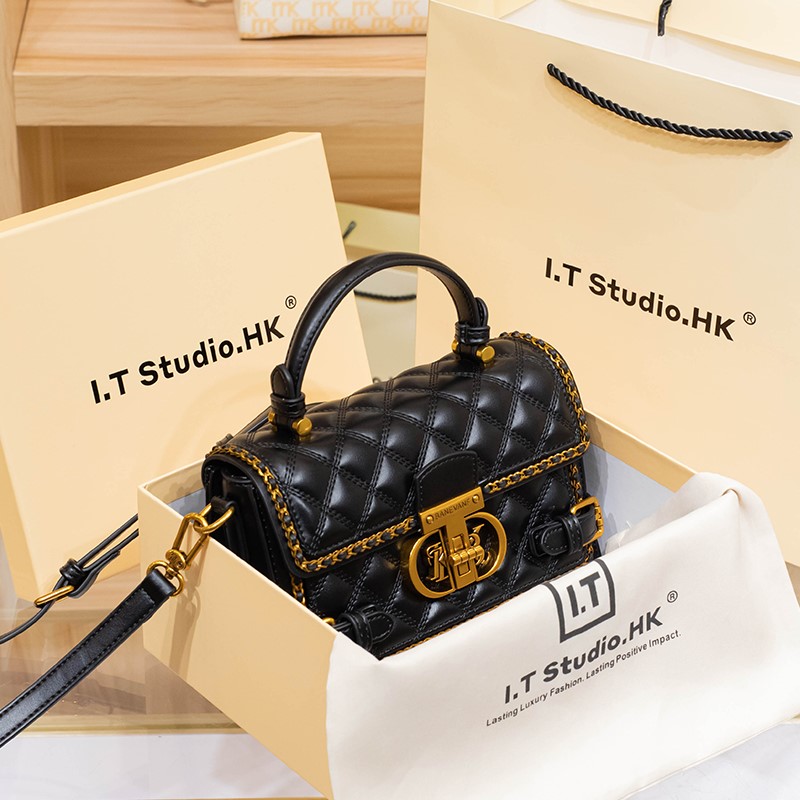 Interior Design Grid - Tas tangan wanita asli berlian tas