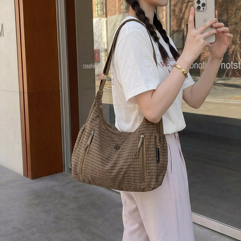 Tas Selempang Wanita Model Bar - Interior Design Grid ulasan dan harga