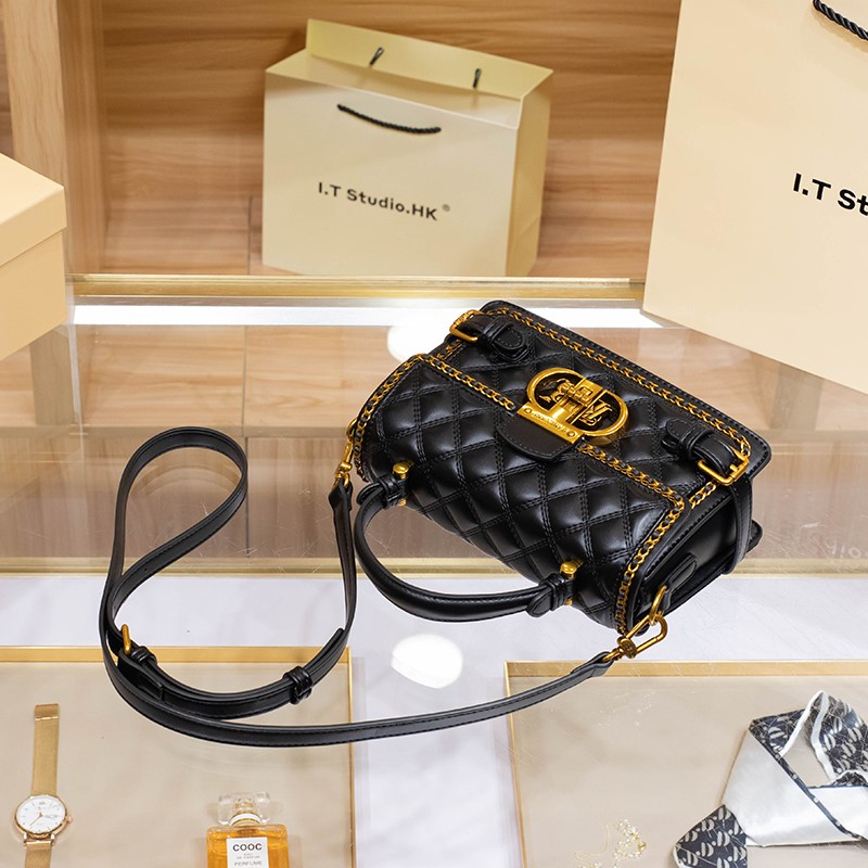 Tas tangan wanita asli berlian - Interior Design Grid ulasan dan harga